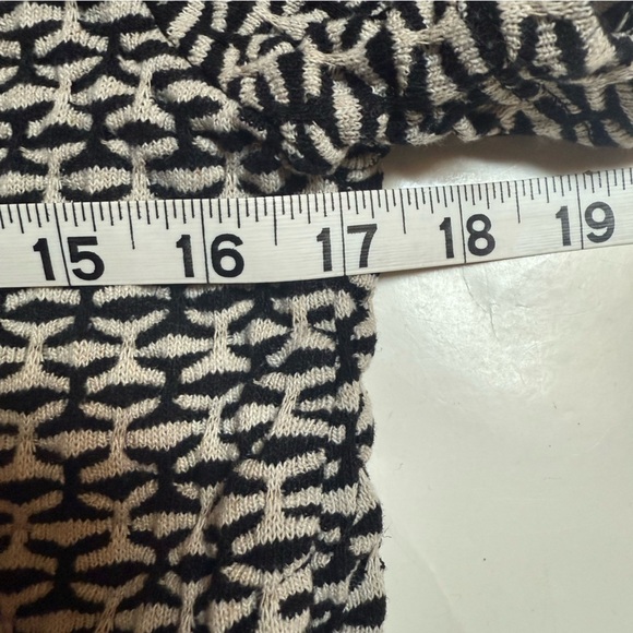 Zara Black and White Patterned Polo Short Sleeve Sweater Size Large - Picture 9 of 12